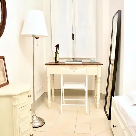 Belle Donne Historical - Center 公寓